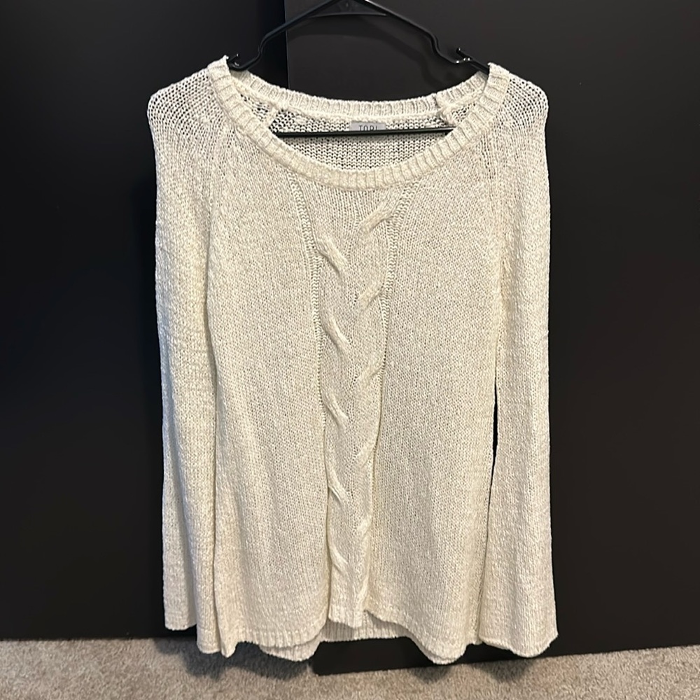 Tobi Cream Trumpet/Bell Sleeve Sweater